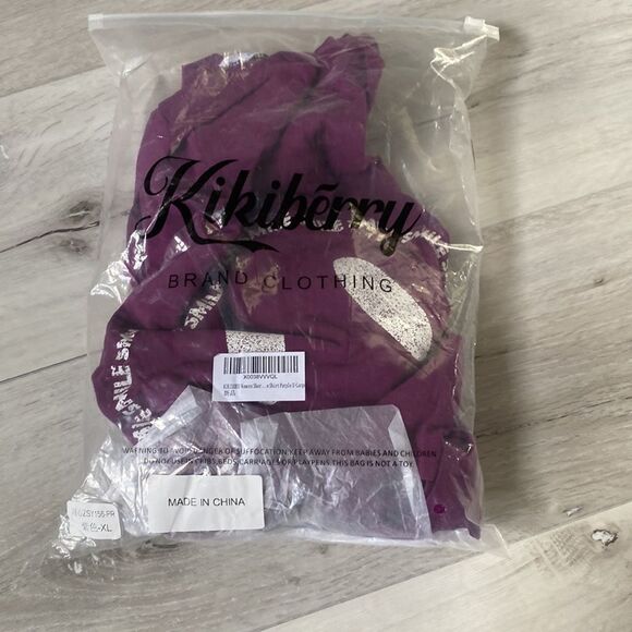 KIKIBERRY Womens Short Sleeve T-Shirt Smile‎ Face Shirt Purple XL Nwt - Picture 5 of 6